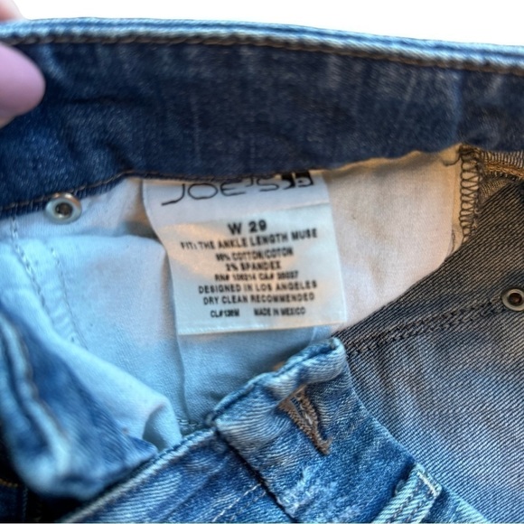 Joe’s Jeans Ankle-Length Muse -‎ Women’s Size 29, Distressed Denim - Picture 6 of 7